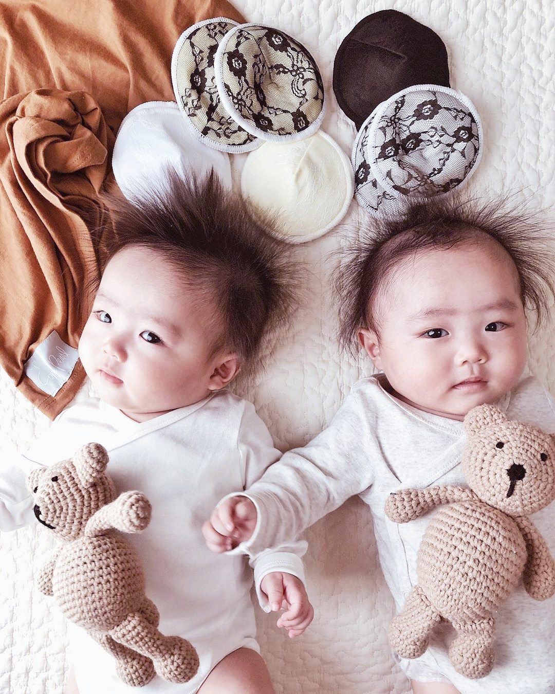 「小さい子への愛 ―<br>いつでも我々の心中に」