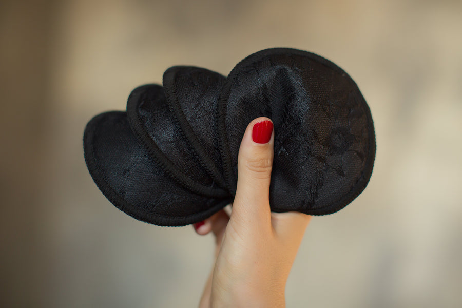 Black Lace Style Bamboo Cotton Nursing Pads